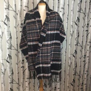 Steve Madden Pink and Grey wrap scarf.